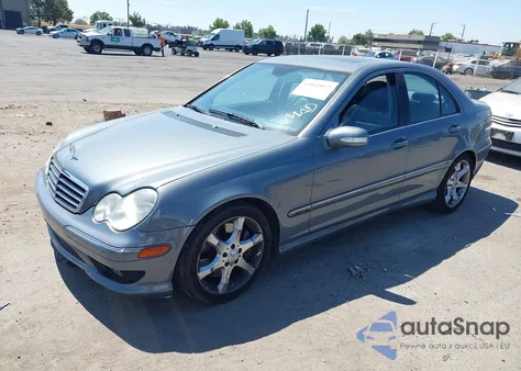 2007 Mercedes-Benz C 230 Sport from USA, damaged, VIN WDBRF52H77F924222